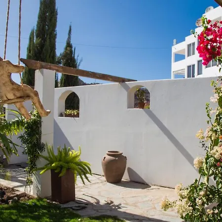 Tauro Platero Beach Bungalow